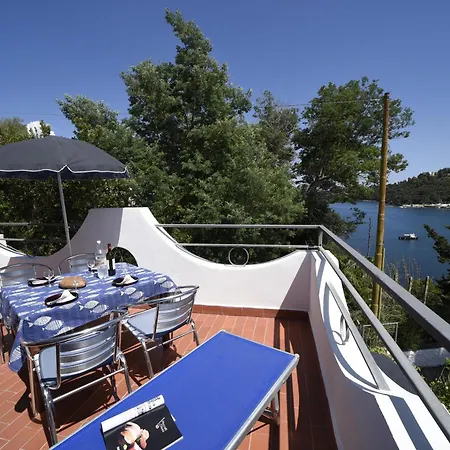 Marinella Apartmán Porto Azzurro