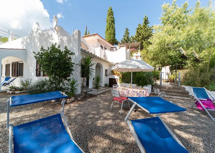 Marinella * Порт-Аццурро